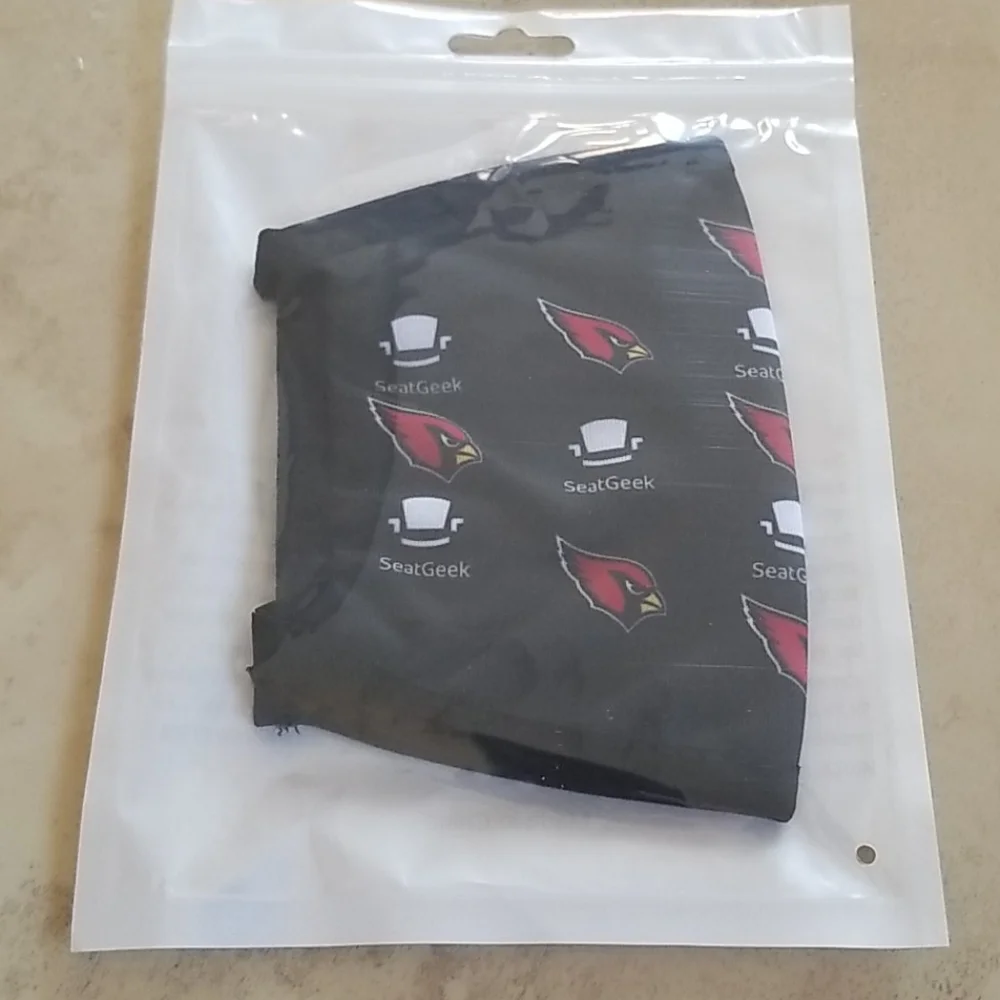 Az Cardinal's Face Mask